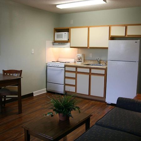 Affordable Suites Jacksonville Exterior photo
