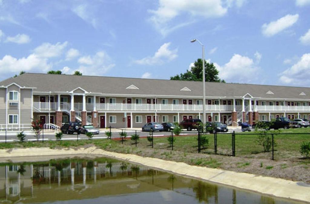 Affordable Suites Jacksonville Exterior photo