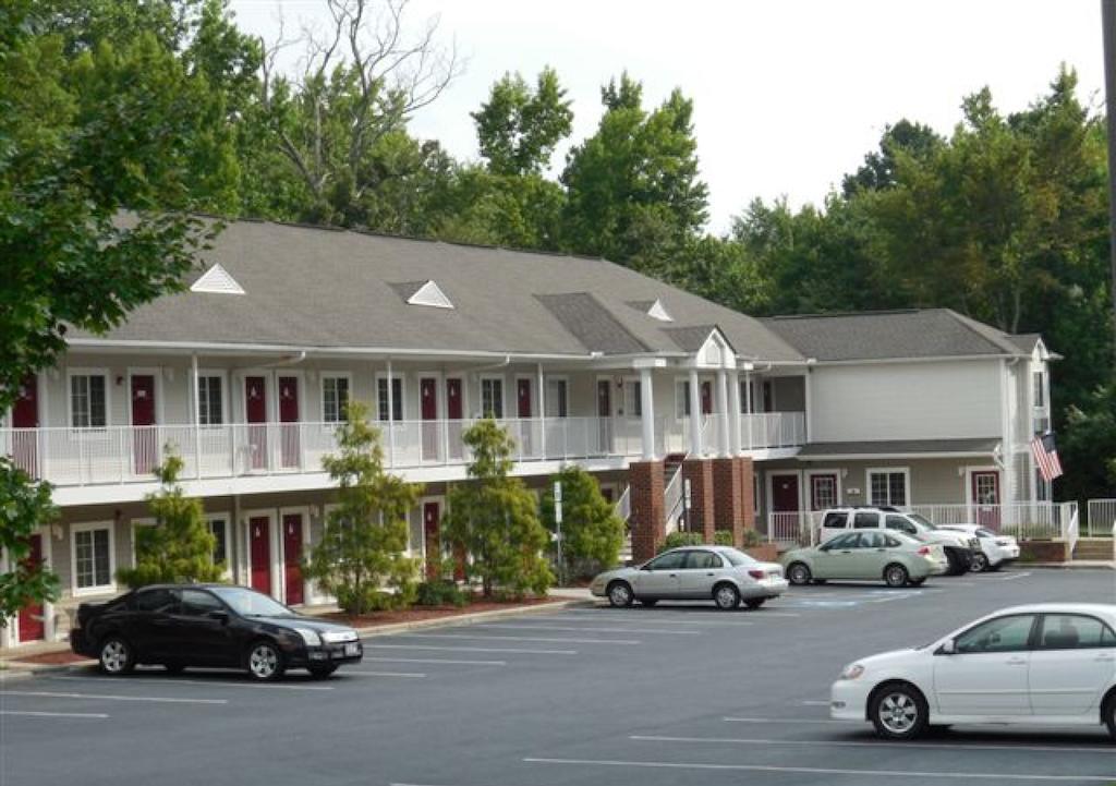Affordable Suites Jacksonville Exterior photo