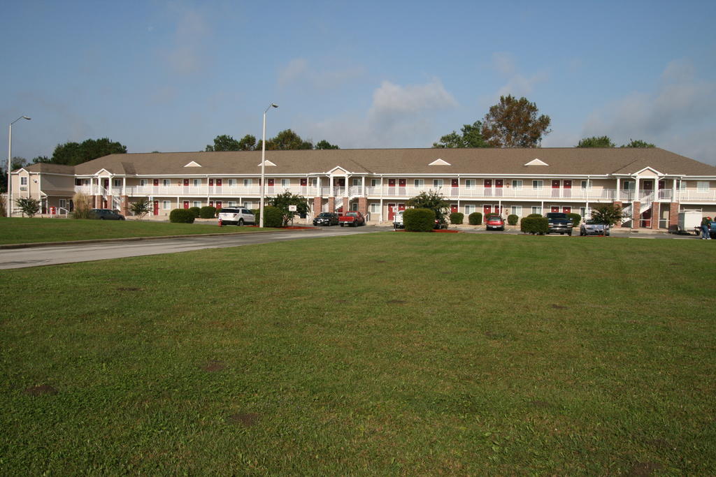 Affordable Suites Jacksonville Exterior photo